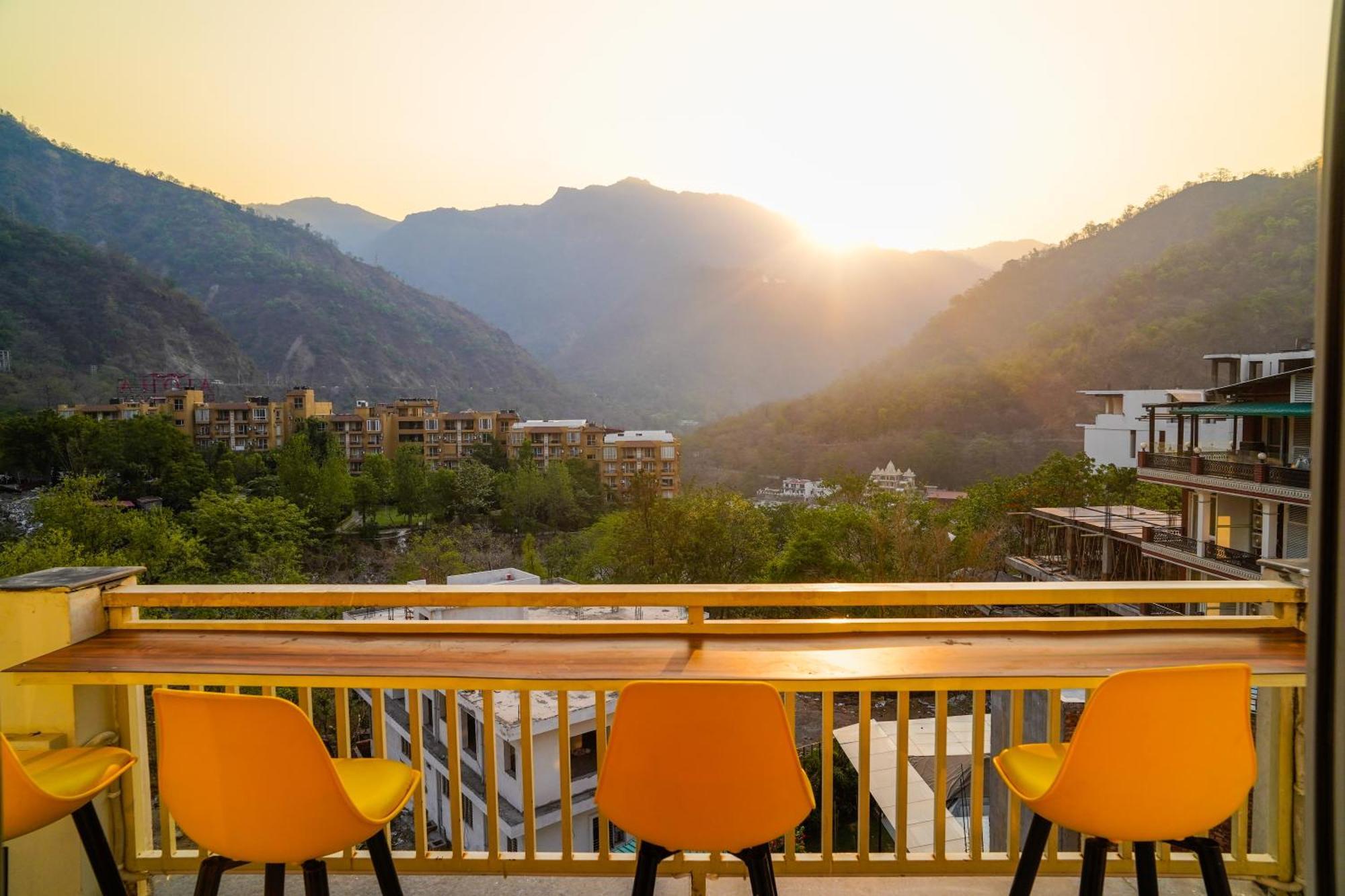 Hide-In Rishikesh, Laxman Jhula Hostel Exterior photo